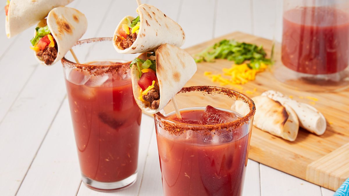 aperçu de Tous les Bloody Mary devraient être garnis d'un taco