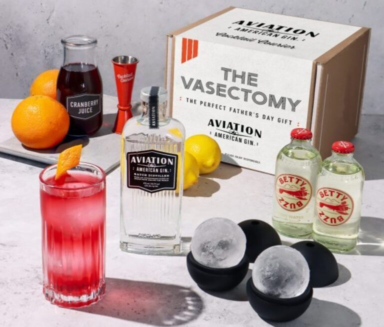  Le cadeau parfait pour la fête des pères ?  Aviation Gin de Ryan Reynolds dévoile un kit de vasectomie à faire soi-même
