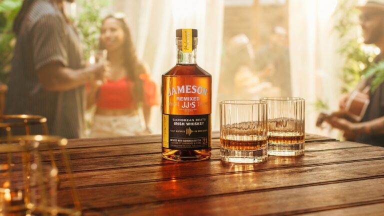 Jameson lance le whisky au rhum Caribbean Beats vieilli en fût de 21 ans
