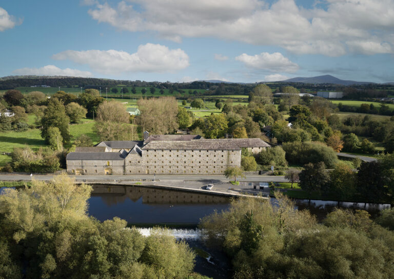 Les plans d'une distillerie de whisky Walsh de 35 millions d'euros dévoilés
