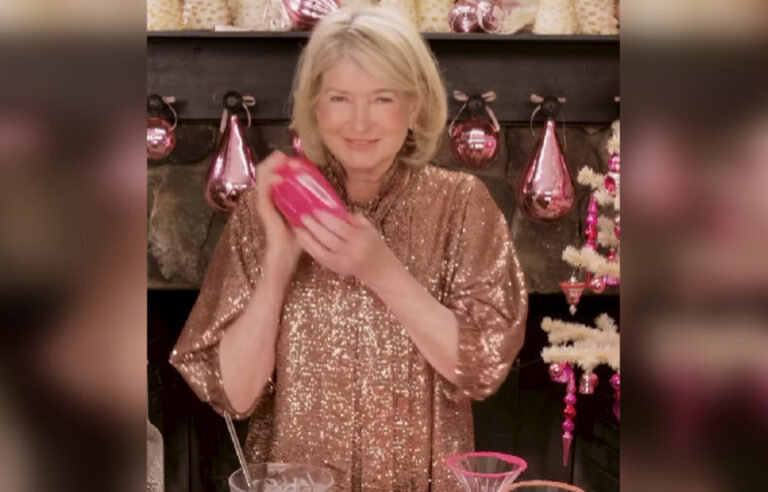 Dunkin' fait équipe avec Martha Stewart pour la sortie de Holiday Martini
