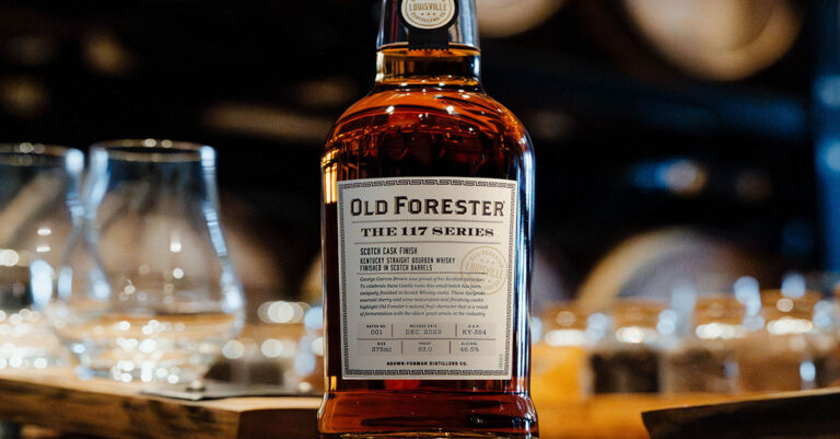 La dernière version de la série Old Forester 117 est un bourbon fini en fût de scotch

