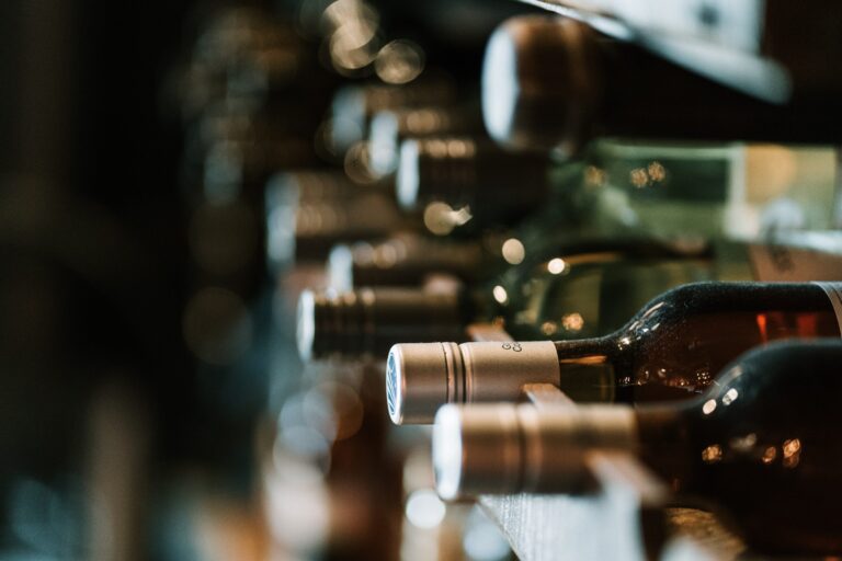 La police saisit 45 000 $ d’alcool de contrebande dans le cadre de la répression des contrebandiers
