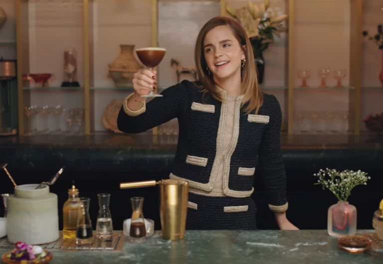 Emma Watson révèle son secret pour un espresso martini parfait
