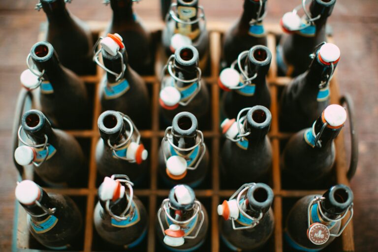 Une opération de contrebande a été interrompue après que de faux alcools ont laissé les fêtards avec une grave gueule de bois
