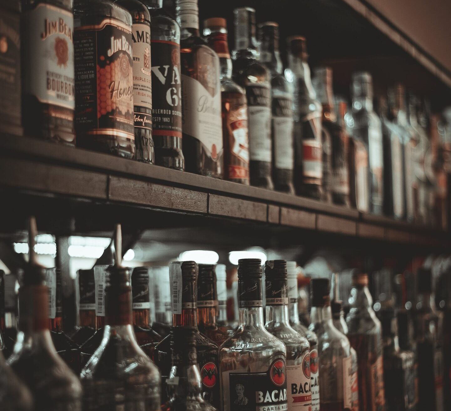 Des bandits alcoolisés équipés de Bluetooth exécutent une frénésie de vol à l'étalage « sophistiquée »