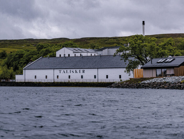 Distillerie Talisker : un joyau du whisky dans la couronne de Skye
