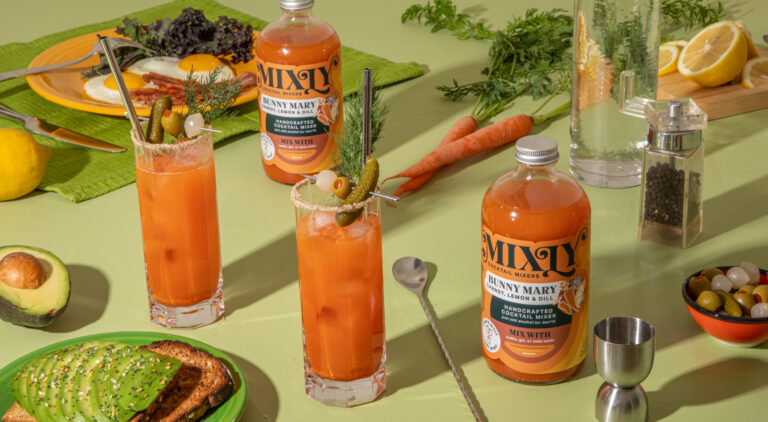 La marque de mélangeurs à cocktails Mixly lance le « Bunny Mary » à base de carottes
