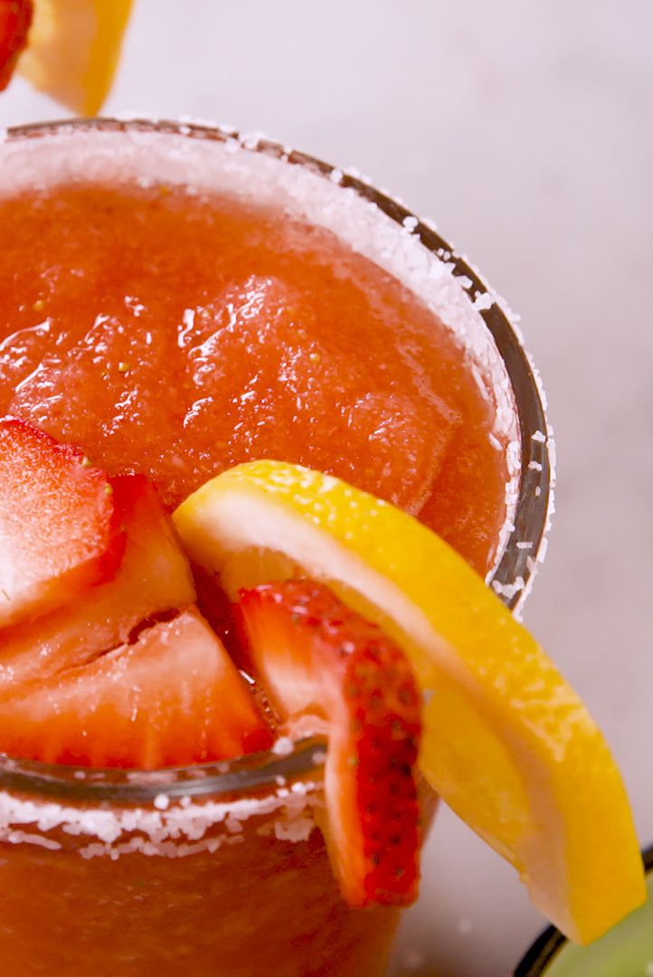 Margaritas à la limonade - Delish.com margaritas à la limonade delishcom