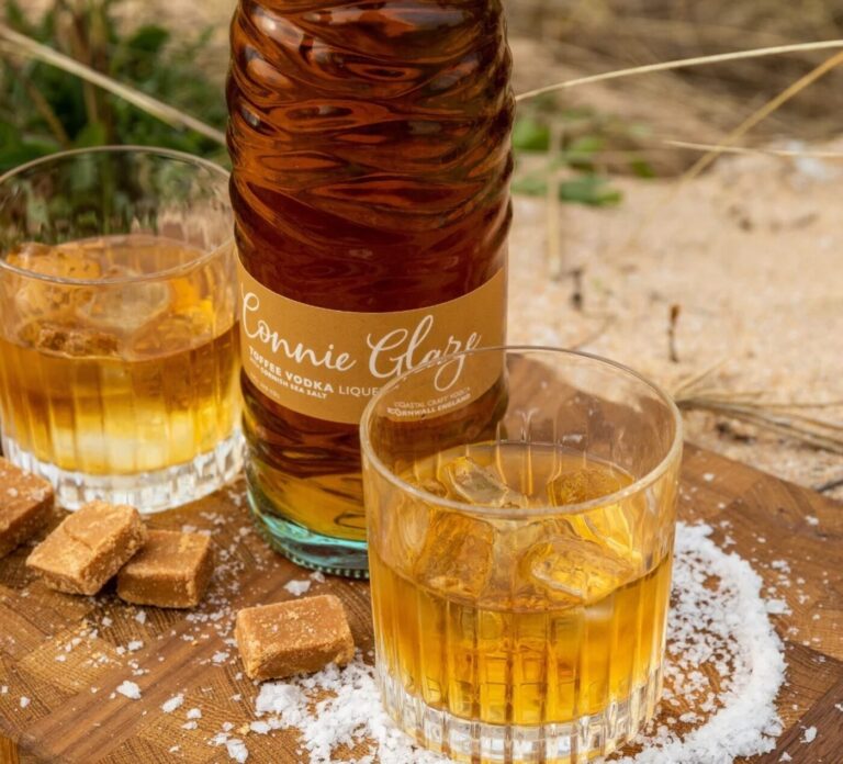 La distillerie derrière le Gin Cornish de Tarquin entre dans l'espace de la vodka aromatisée
