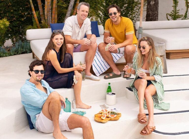 La star de "Barbie", Margot Robbie, révèle son cocktail préféré
