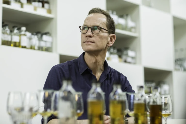A dram with... John Glaser