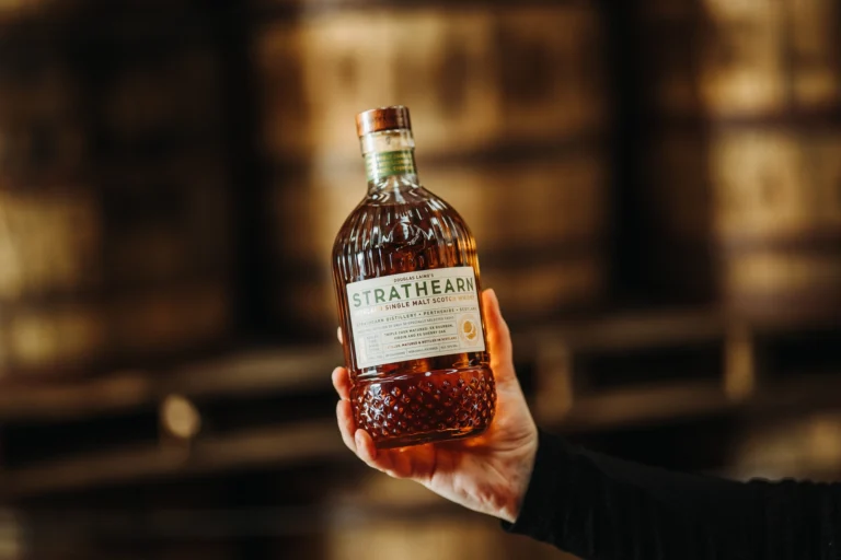 Douglas Laing launches its first Strathearn single malt