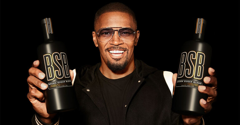 Jamie Foxx lance un whisky aromatisé à la cassonade avec les marques WES

