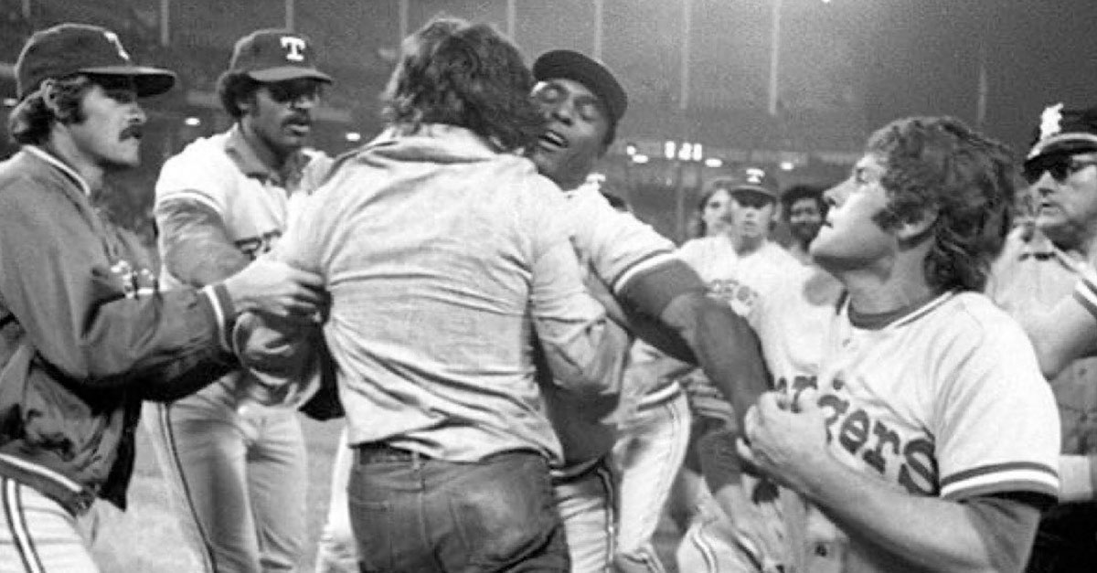 La soirée la plus chaotique du baseball : l'héritage de la soirée bière à 10 cents, 50 ans plus tard