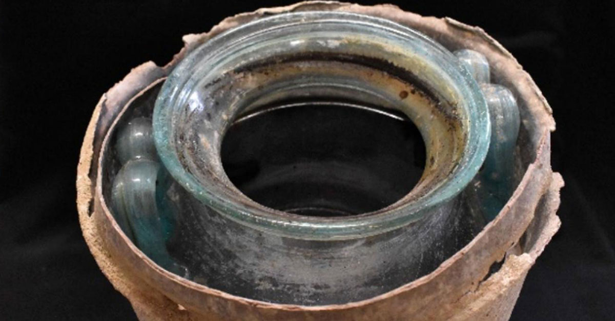 Le plus vieux vin de tous les temps – sous forme liquide – découvert dans une urne romaine vieille de 2 000 ans
