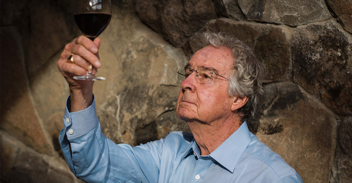 Warren Winiarski, fondateur de Stag's Leap et vigneron légendaire de Napa, décède à 95 ans