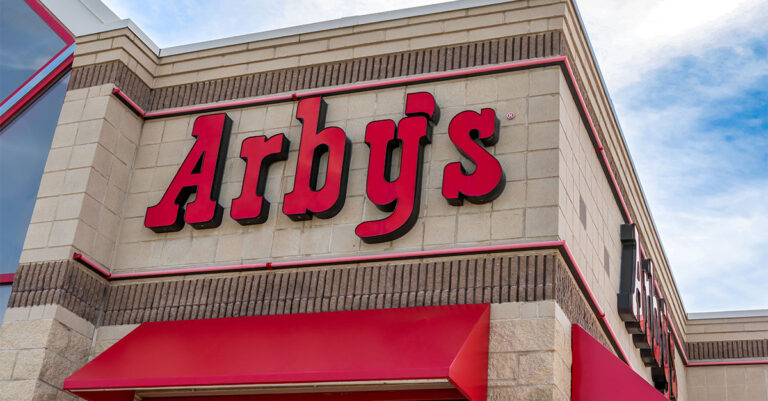 Arby's ramène deux favoris aromatisés au bourbon

