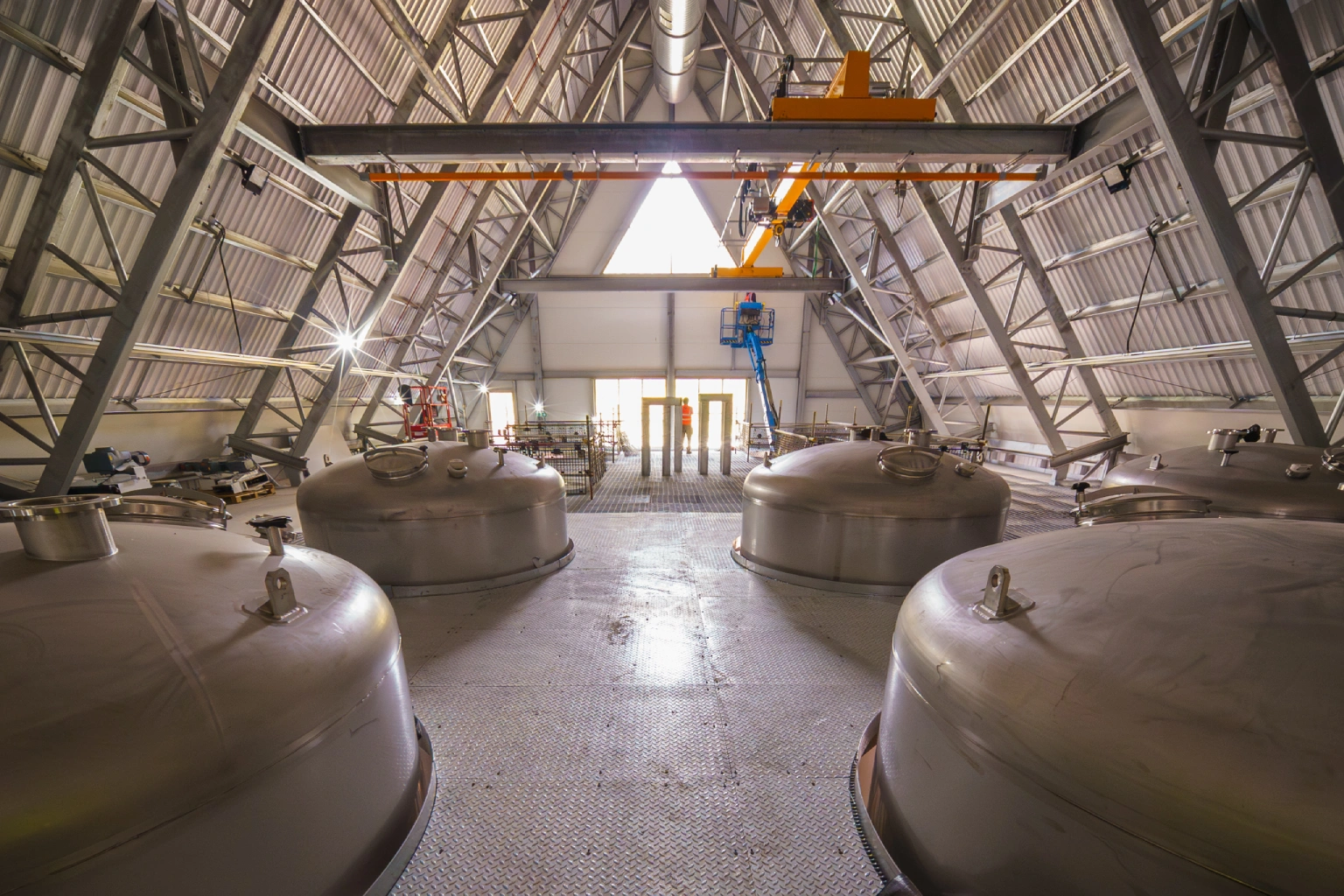 Building Ardgowan Distillery Part 4: The washbacks