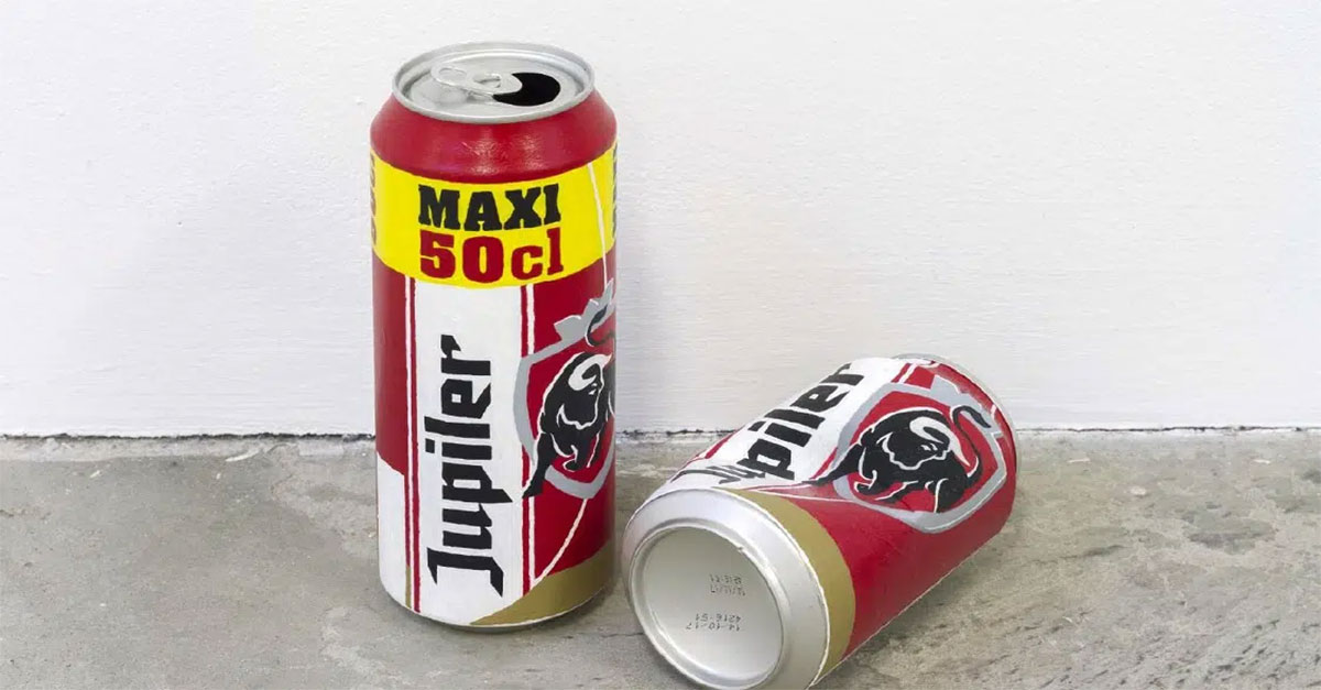 Une œuvre d’art sur une canette de bière jetée par erreur à la poubelle dans ce musée néerlandais