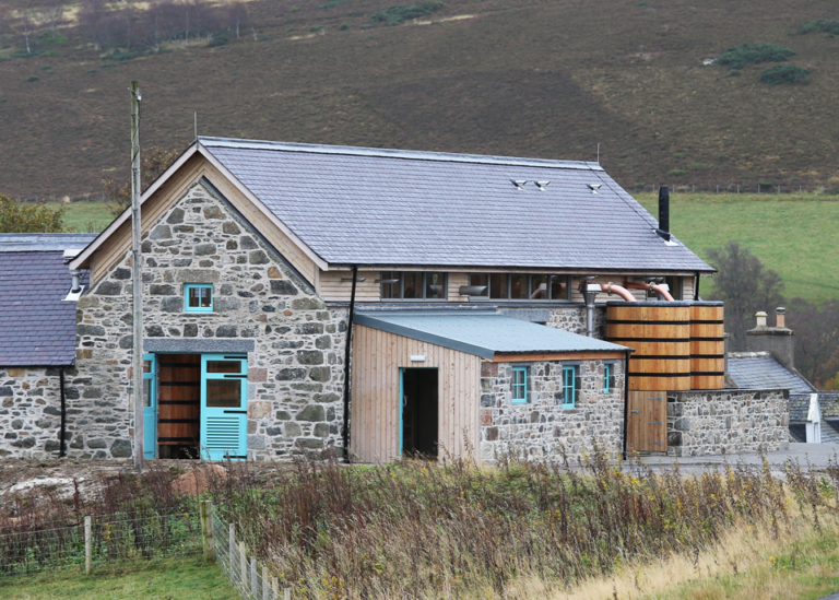 La distillerie Cabrach : un nouveau chapitre dans l'histoire du whisky du Speyside
