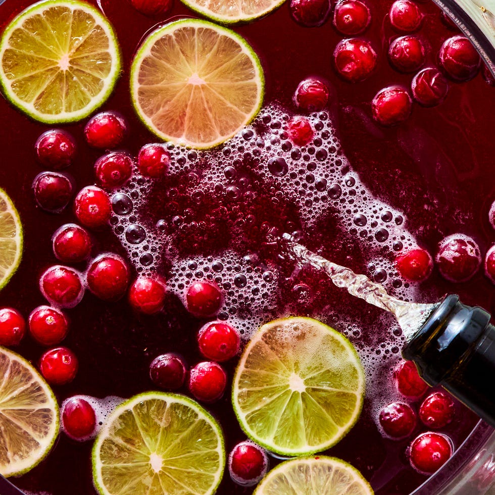 Jus de Jingle bol de punch aux canneberges et au citron vert