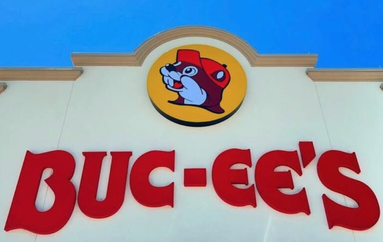 Buc-ee's poursuit le détaillant d'alcool Duckees pour contrefaçon
