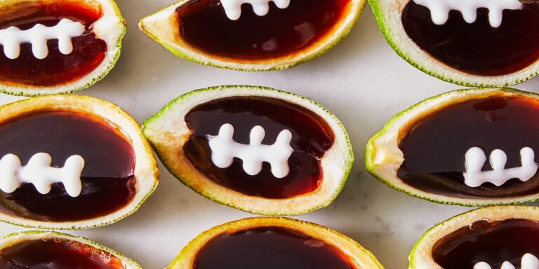 Meilleur rhum et coke Football Jello Shot Recepe
