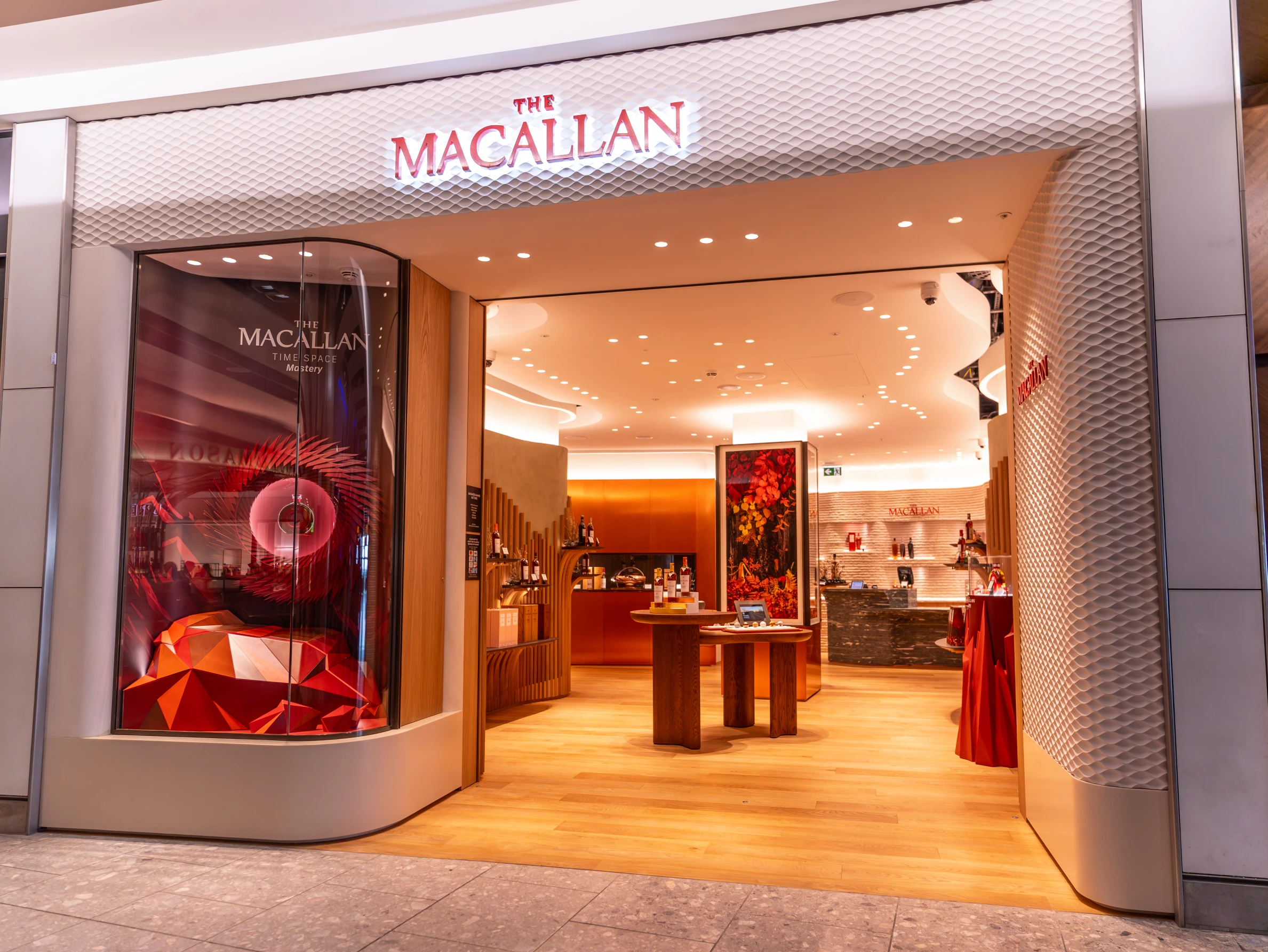 The Macallan reveals new Heathrow boutique