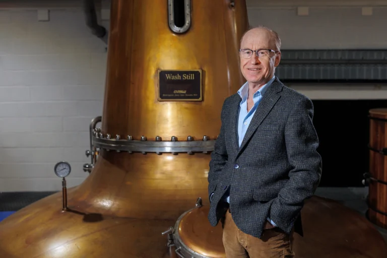 Isle of Harris managing director to retire