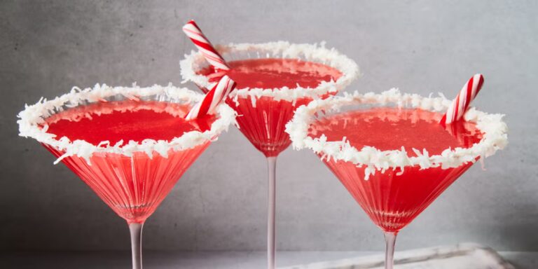 Meilleure recette de cocktail avec le chapeau du Père Noël
