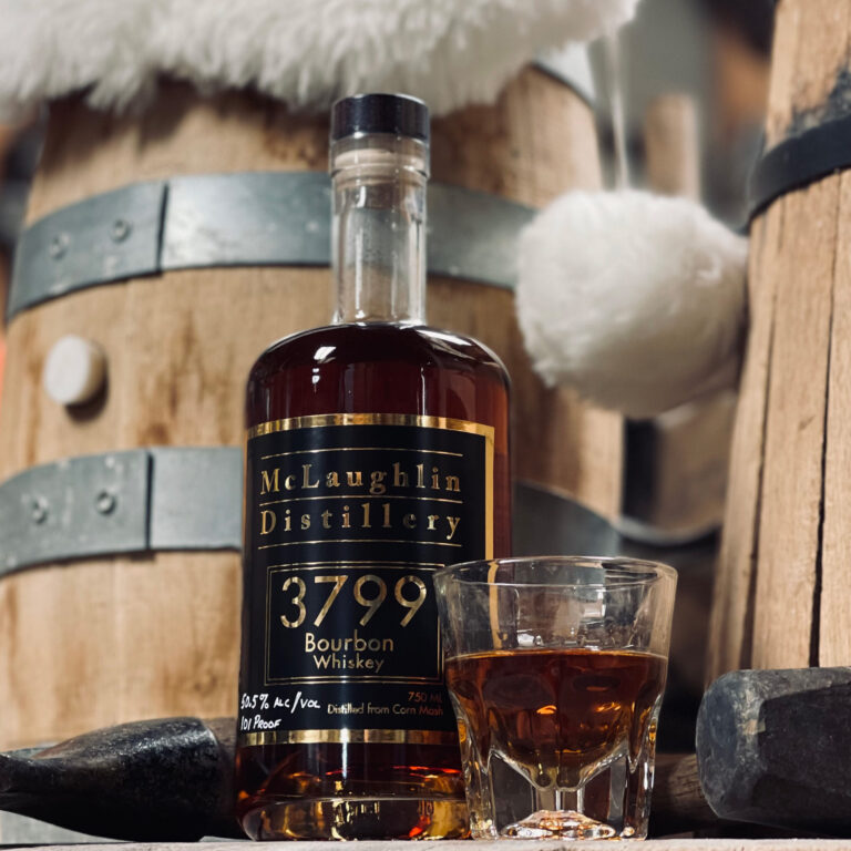 Pourquoi la distillerie McLaughlin garde ses spiritueux petits, simples et internes
