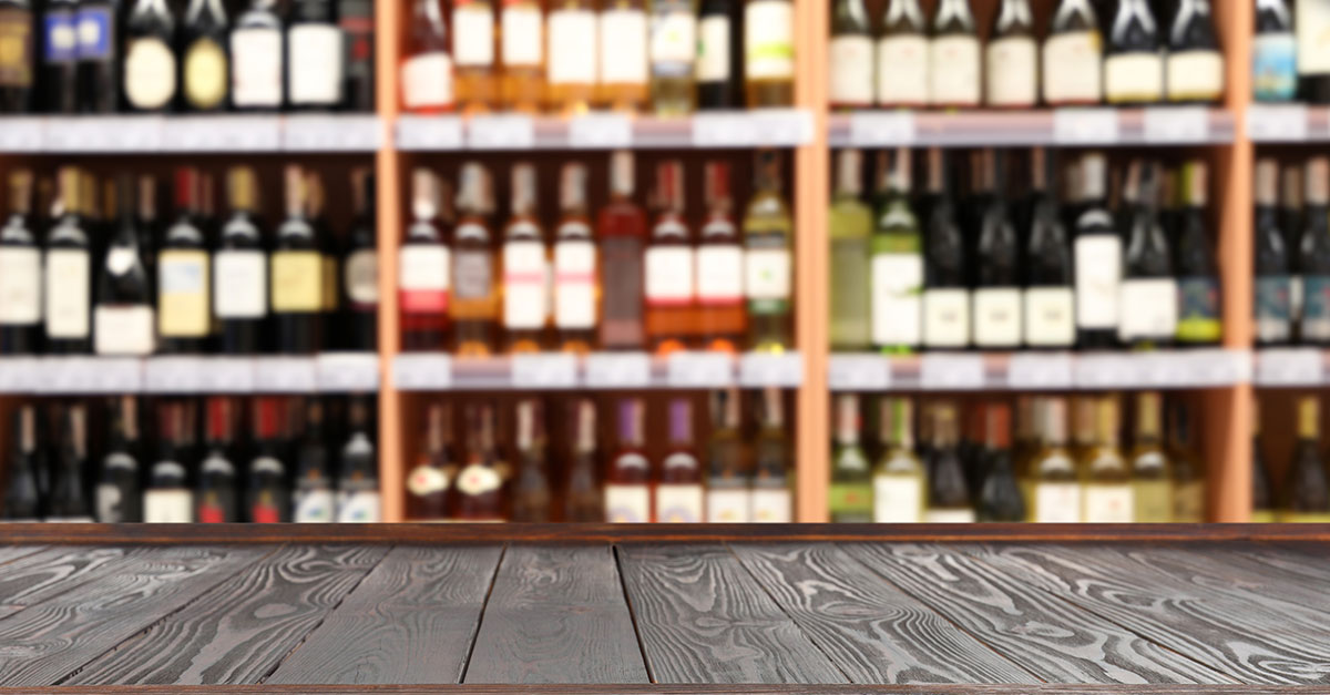 Les étagères des bars du Mississippi sont vides alors que l'ABC de l'État s'arrête