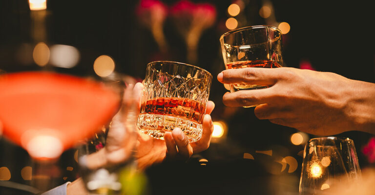 Une nouvelle étude révèle que les consommateurs associent le whisky, la tequila et le vin à des humeurs distinctes

