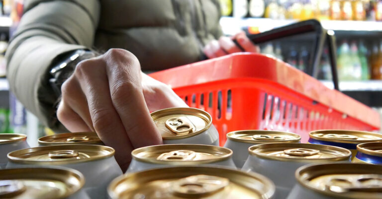 Nouveau rapport : New York est la première grande ville à franchir le seuil de 9 $ pour une pinte de bière

