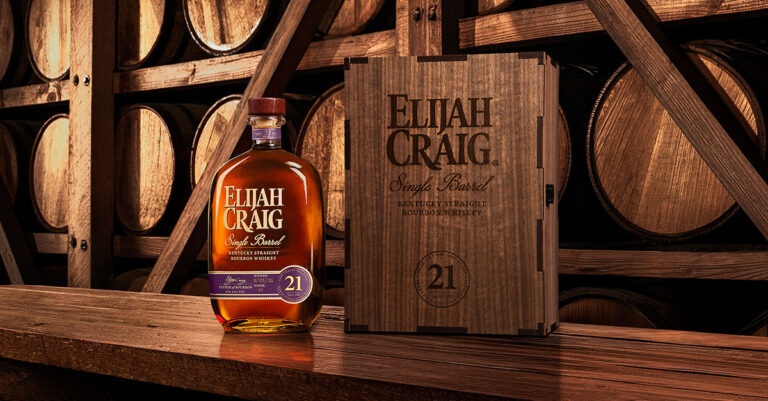 Elijah Craig ajoute du bourbon de 21 ans à sa gamme de barils uniques

