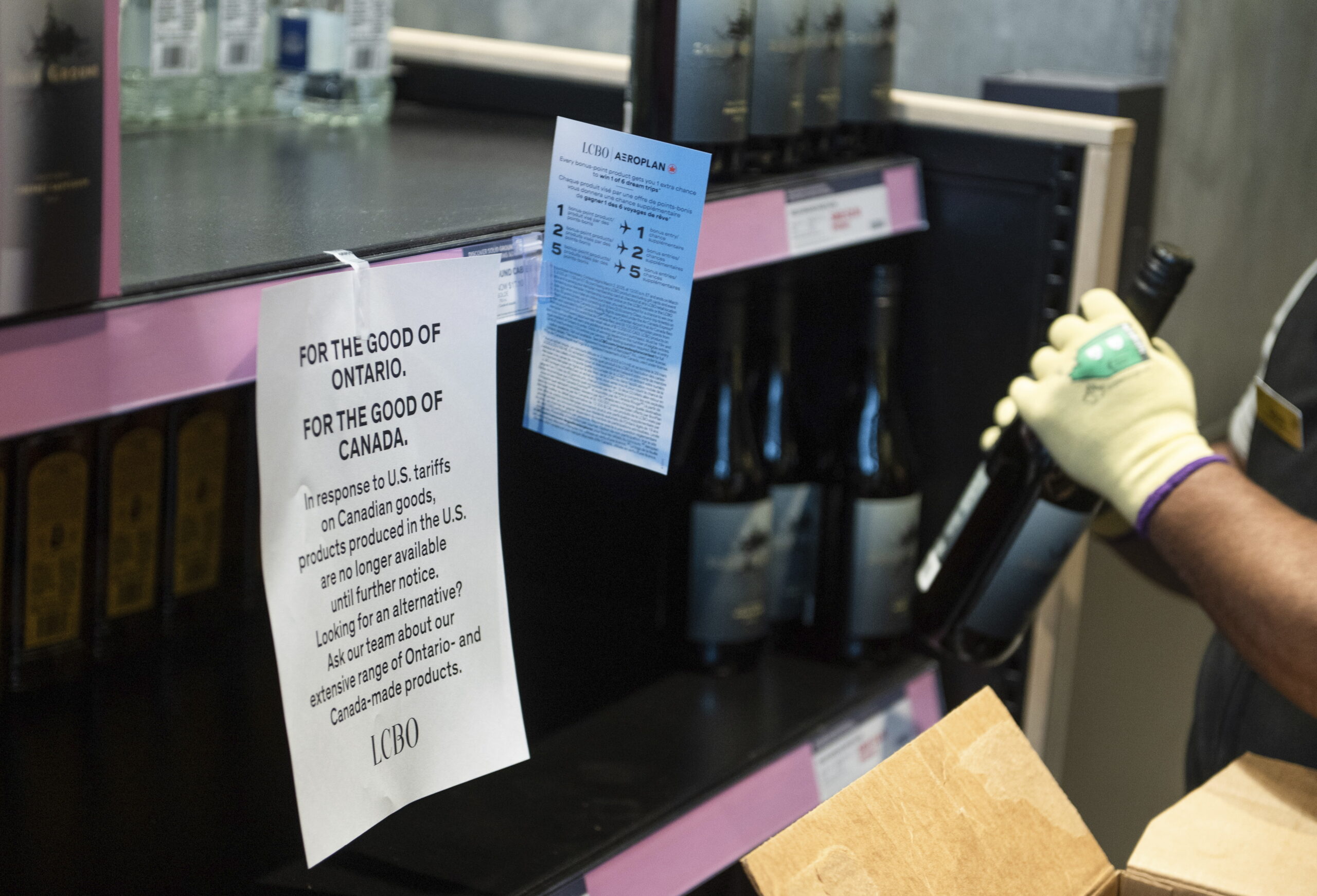 Un républicain s'engage à enquêter sur le boycott de l'alcool au Canada