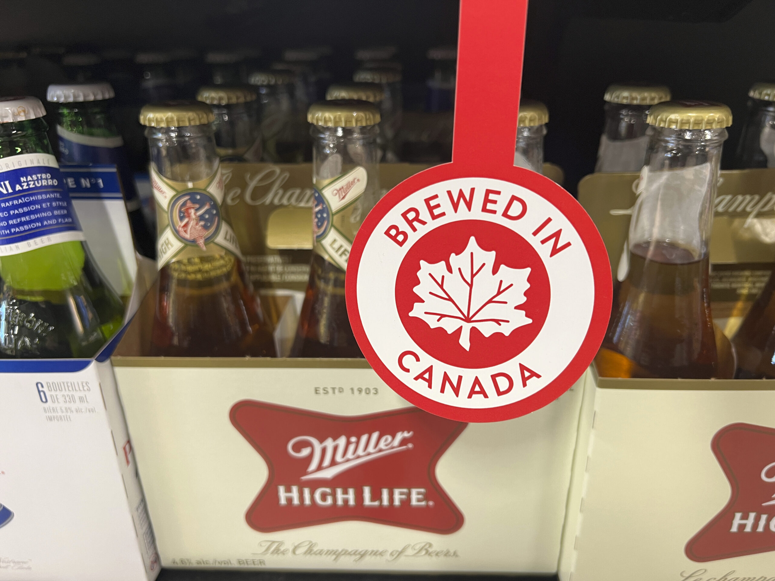 Près de 70 % des Canadiens ont de « sérieux doutes » à propos de l'alcool américain