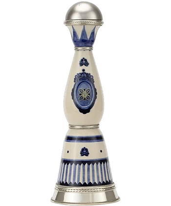 La tequila Clase Azul Master Artisans Guirnalda Limited Edition est l'une des tequilas les plus chères au monde.
